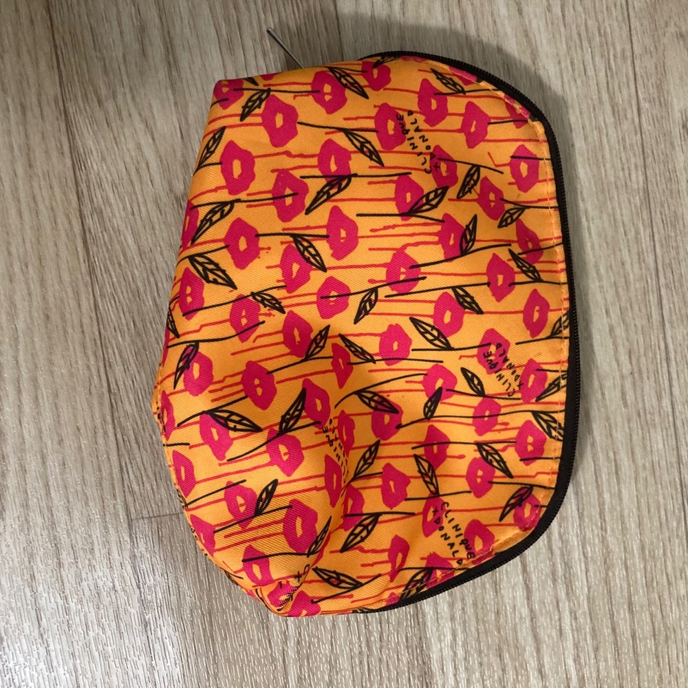 Clinique x Donald Robertson Makeup Bag Womens OS Orange Pink Lips Good Pouch GWP